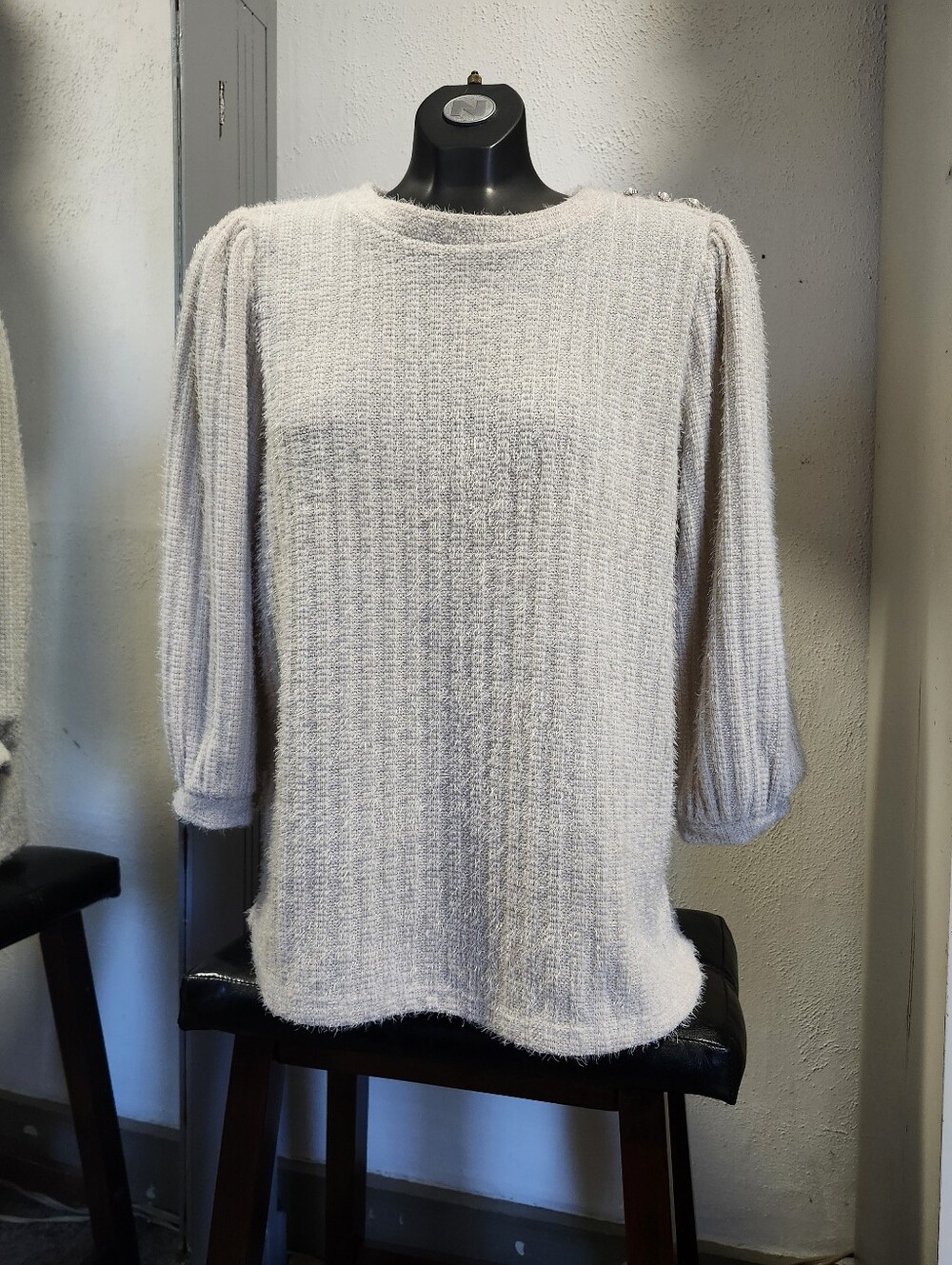 Como Cozy Super Soft Ribbed texture Cream Knit Women's Sweater  Sz L